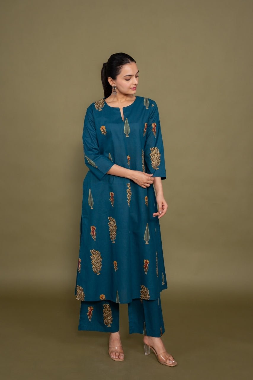 Women blue designer printed floral pure cotton Co-Ord Set